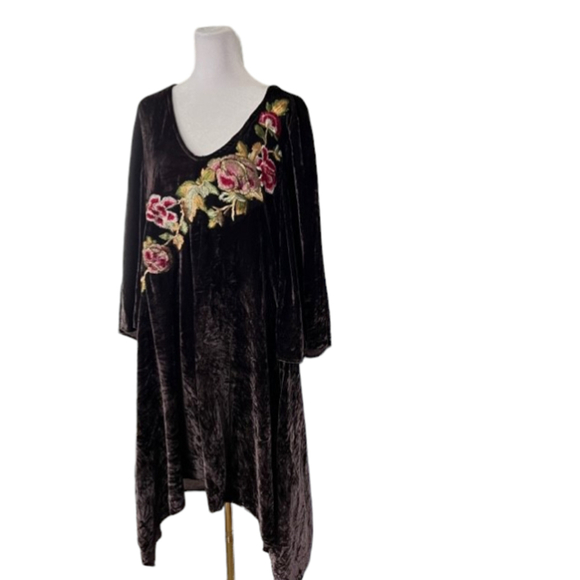 Aratta Silent Journey Purple Crushed Velvet Bell Sleeve Dress Size Small - Picture 5 of 10